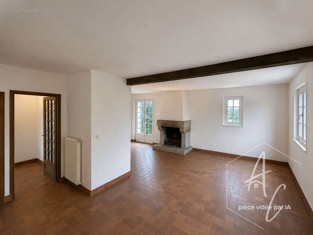 Maison à LA CHAPELLE-SUR-ERDRE