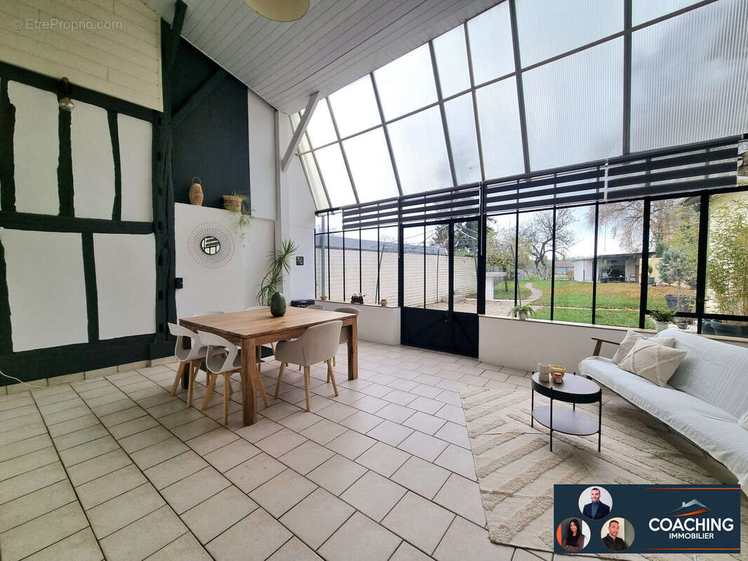 Maison à VANAULT-LES-DAMES