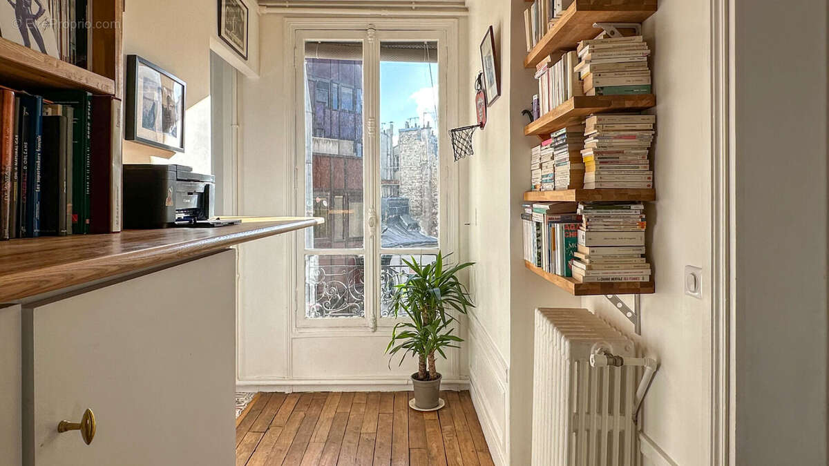 Appartement à PARIS-8E