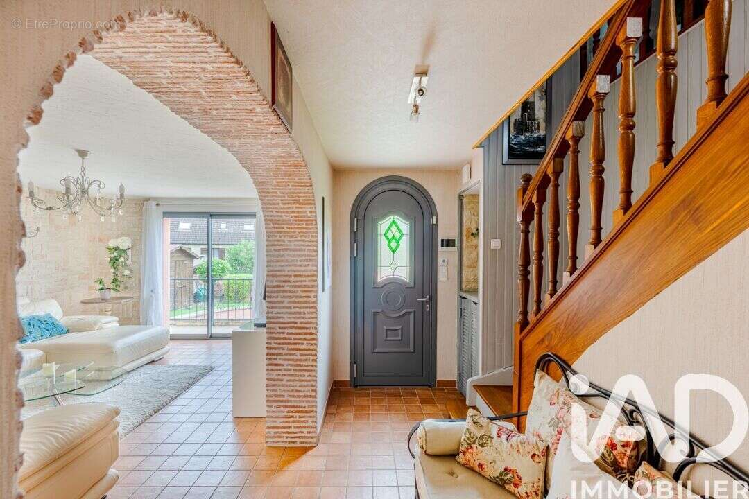 Maison 188 m² à Juziers  - photo 3