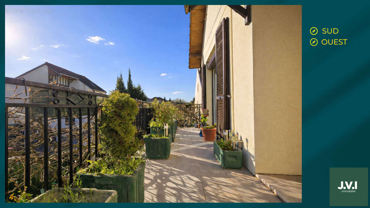 Maison à SAINT-GRATIEN