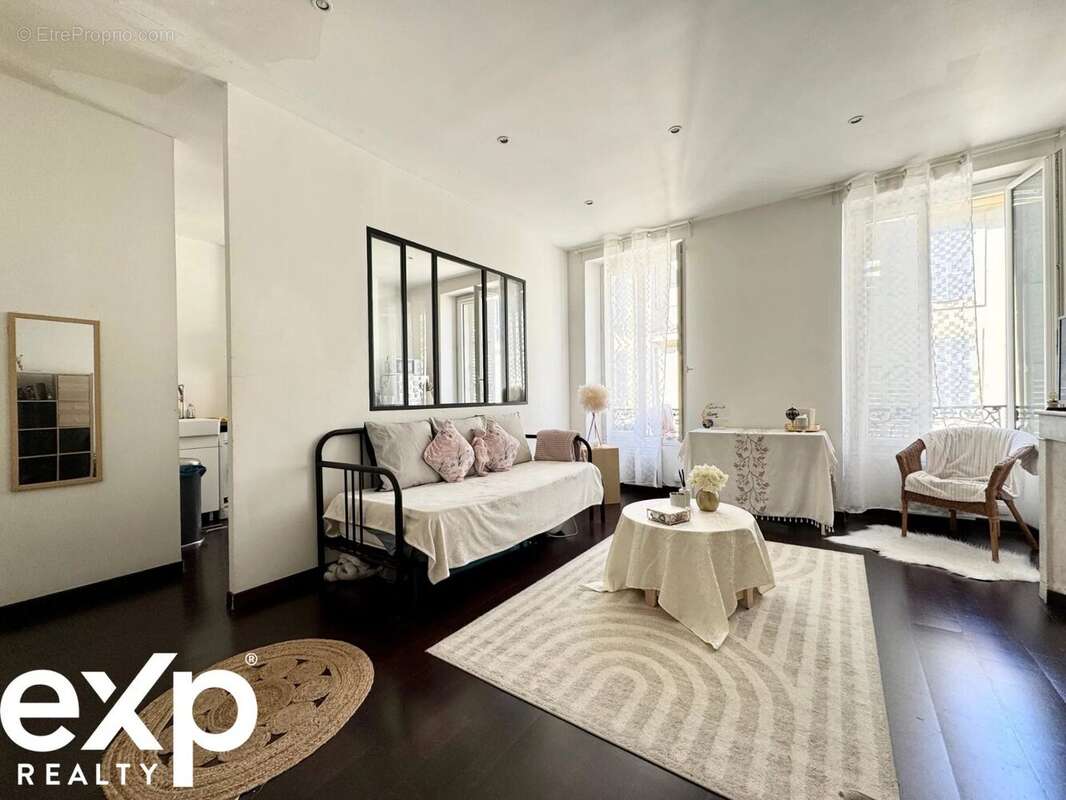Appartement à MARSEILLE-3E