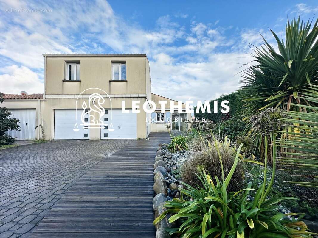 Maison à LA TREMBLADE