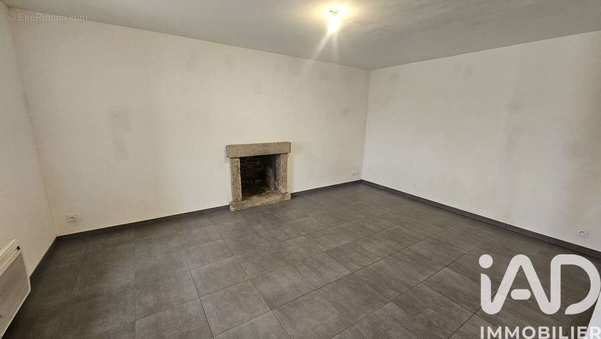 Photo 3 - Maison à GUERLESQUIN