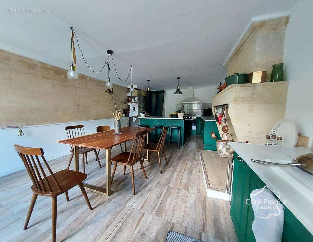 Maison à SAINTE-TERRE