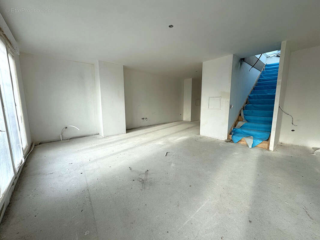 Appartement à ISSY-LES-MOULINEAUX