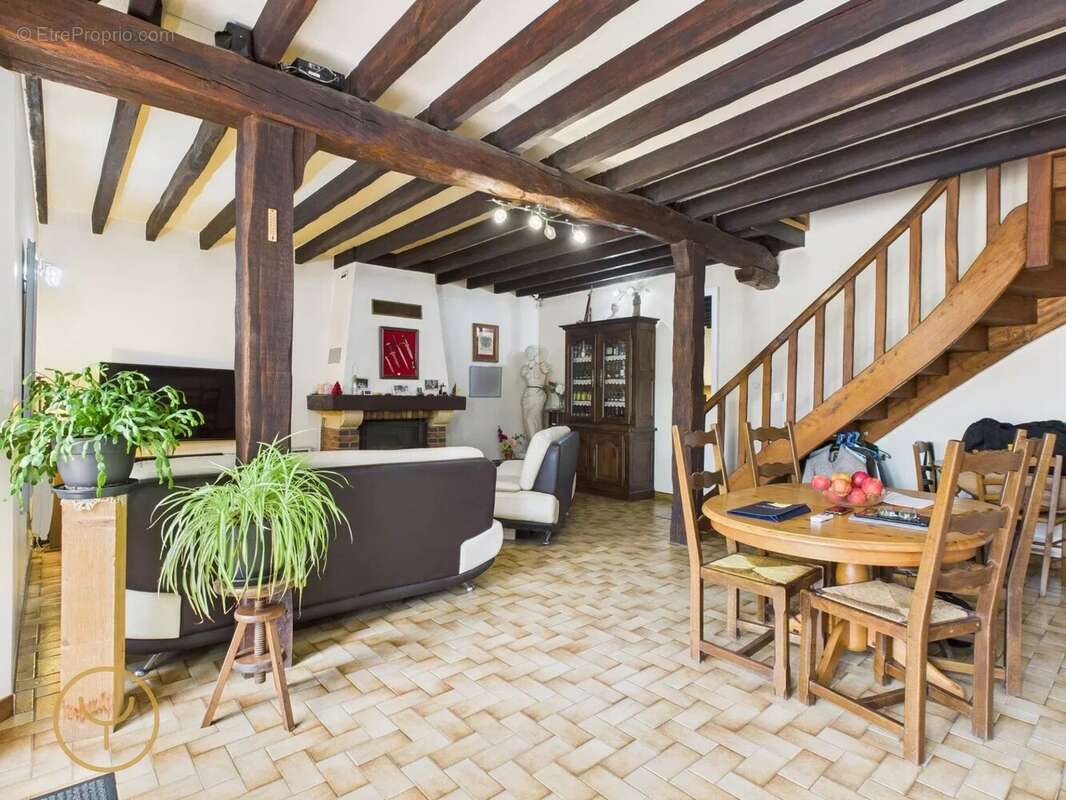 Maison à SAINT-NICOLAS-LA-CHAPELLE