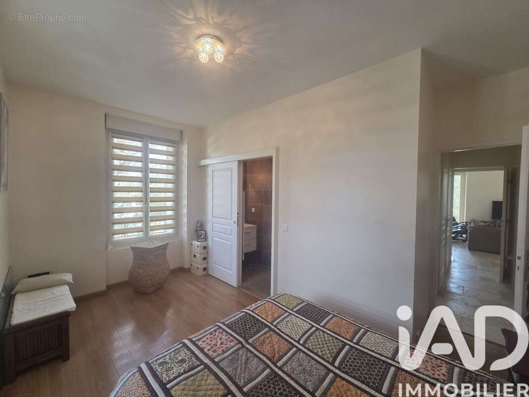 Photo 4 - Appartement à SAINT-FARGEAU-PONTHIERRY