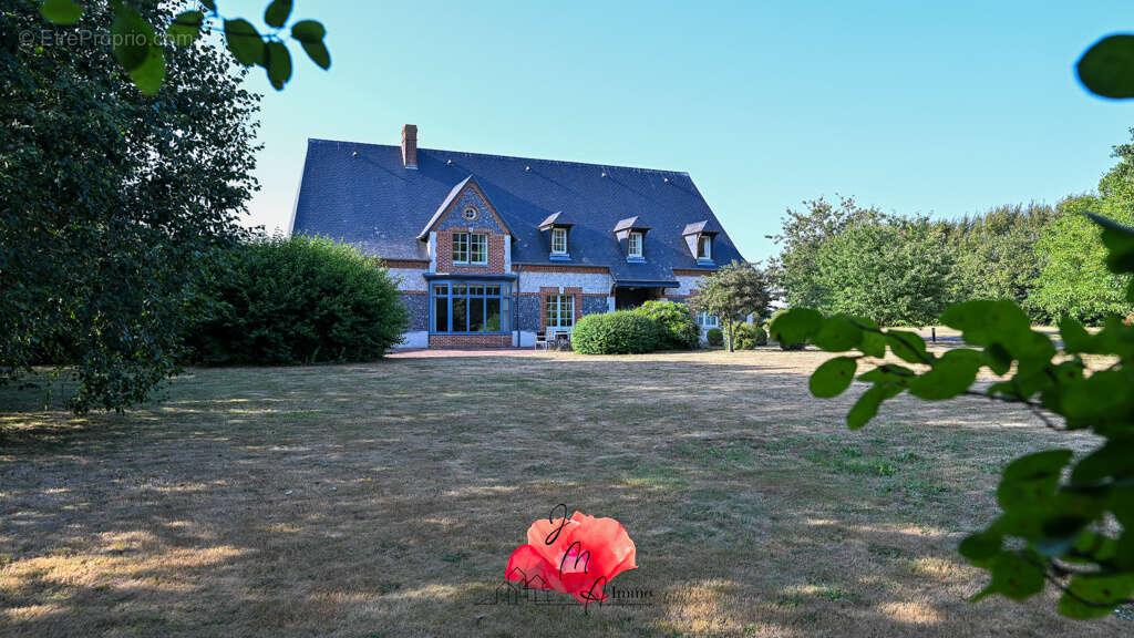 EXCLUSIVITÉ !!! Propriété d’Exception en Pierre et Silex !!! - photo 2