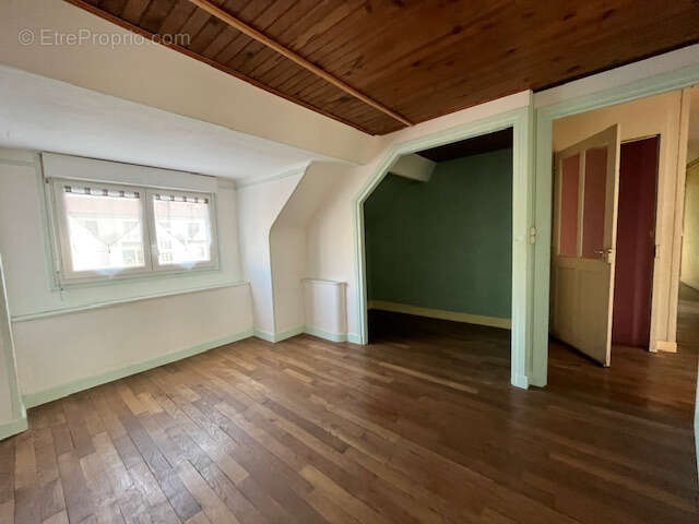 A VendreImmeuble de rapport 330 m2   Maison + T5 + Local professionnel   Fort potentiel ! - photo 25