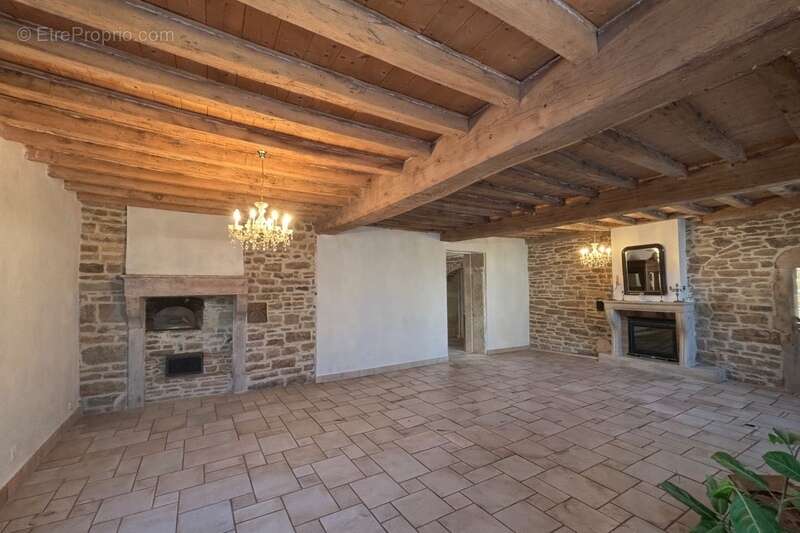 Maison à vendre 6 pièces - 200m2 - Grange - Terrain 960m² - NANTON - photo 5