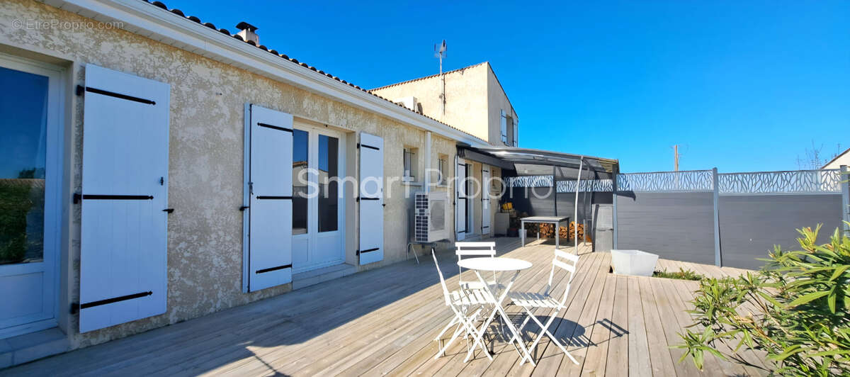 Maison à BEAUGEAY