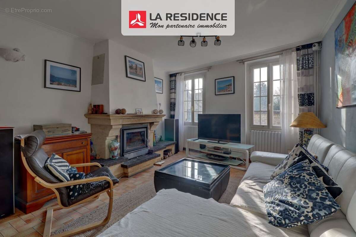 Maison à NEUVILLE-SUR-OISE