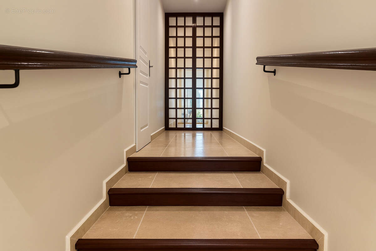 Maison à PETIT-BOURG