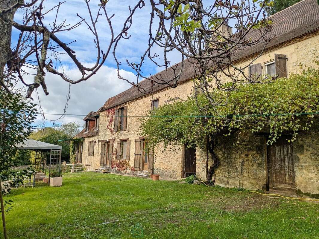 Maison à COUX-ET-BIGAROQUE