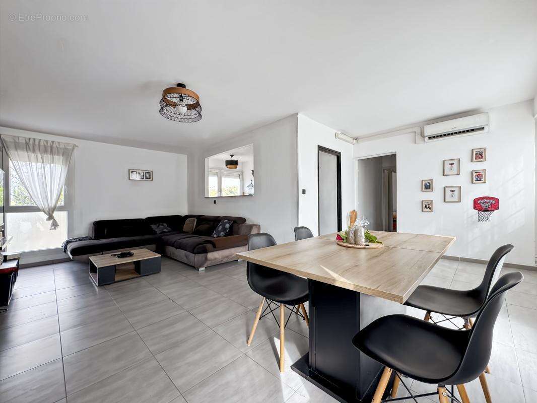 Appartement à VITROLLES