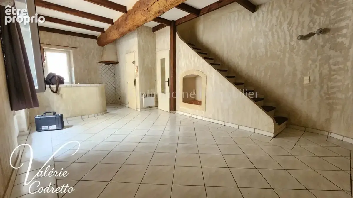 Sollies-toucas (83210) – maison de village – t3 spacieux + logement indépendant +  espace bureau – centre du village 83210 - photo 17