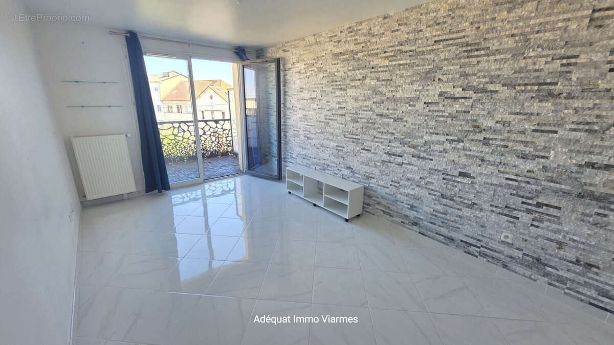 Appartement à ASNIERES-SUR-OISE