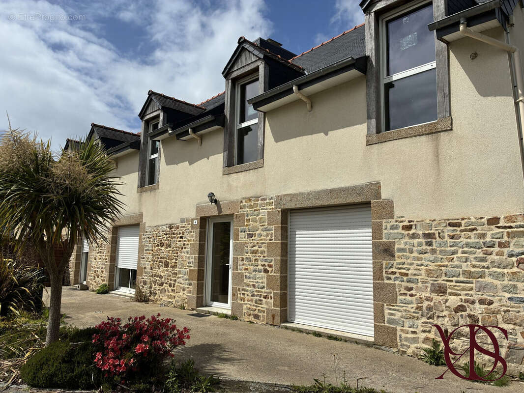 Maison à SAINT-AUBIN-D'AUBIGNE