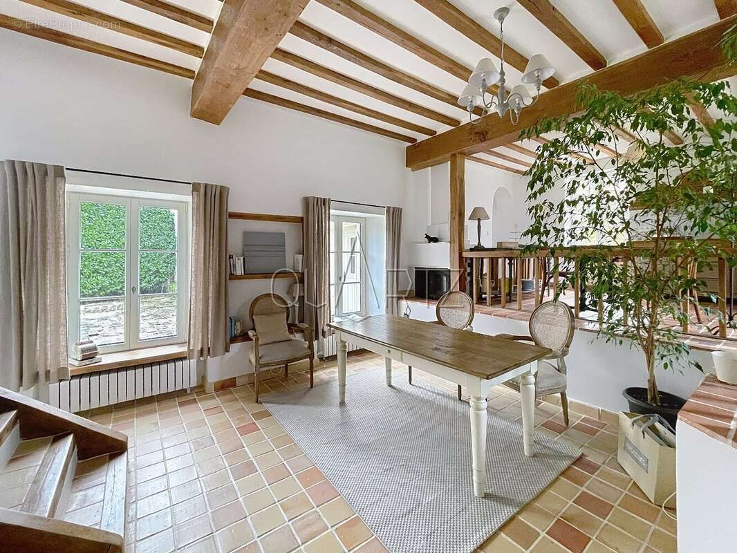 Maison à MARINES