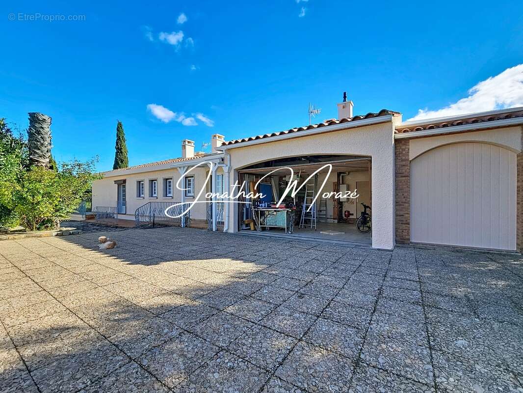 Maison à VILLELONGUE-DELS-MONTS