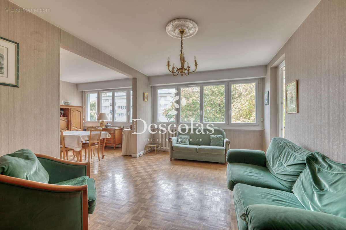 Appartement, 4 pièces, 2 chambres, SAINT GERMAIN EN LAYE - photo 2