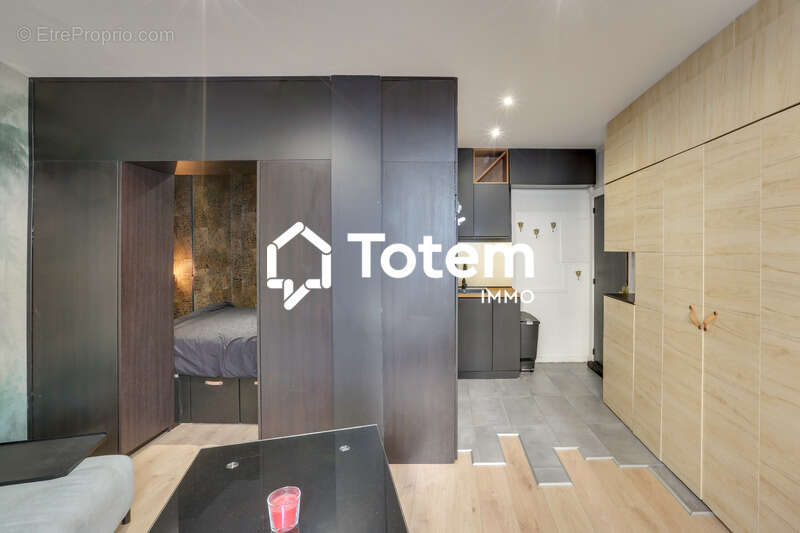 Appartement à NEUILLY-SUR-SEINE