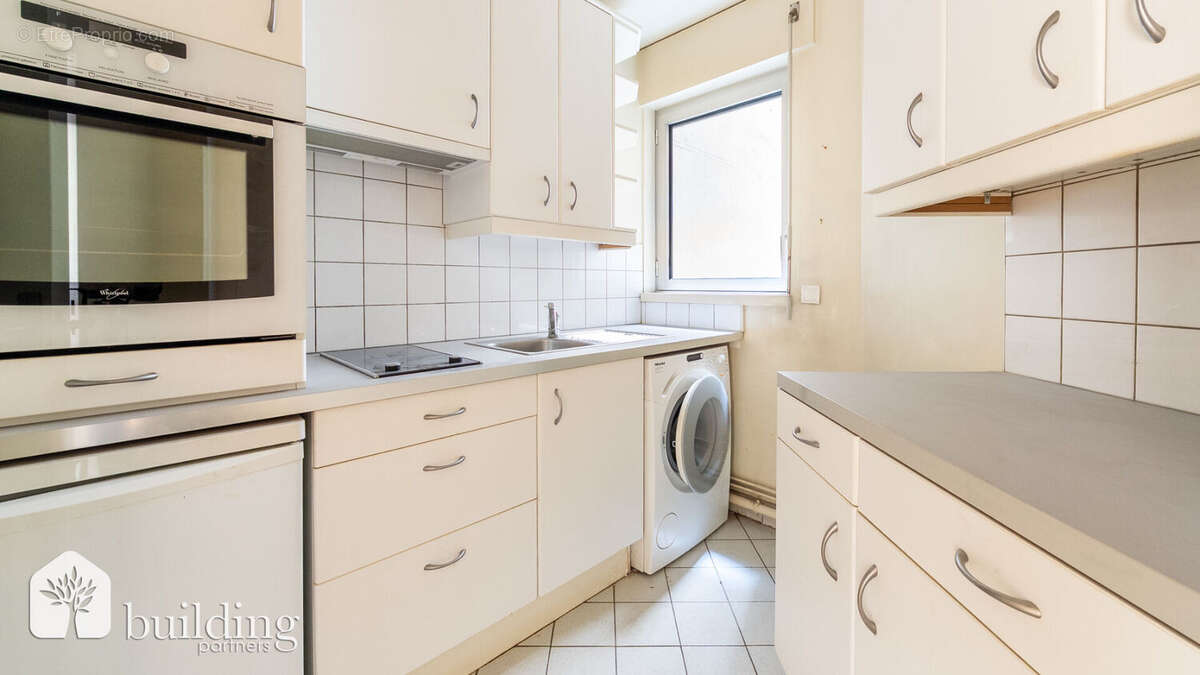 Auteuil Paris 16ème - Appartement 3 pièces 52,40 m² - photo 10