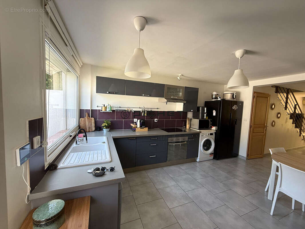 Appartement à MARSEILLE-11E
