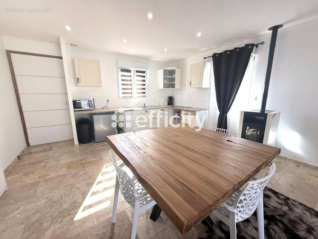 Maison 80 m² à Verteuil-Sur-Charente  - photo 5