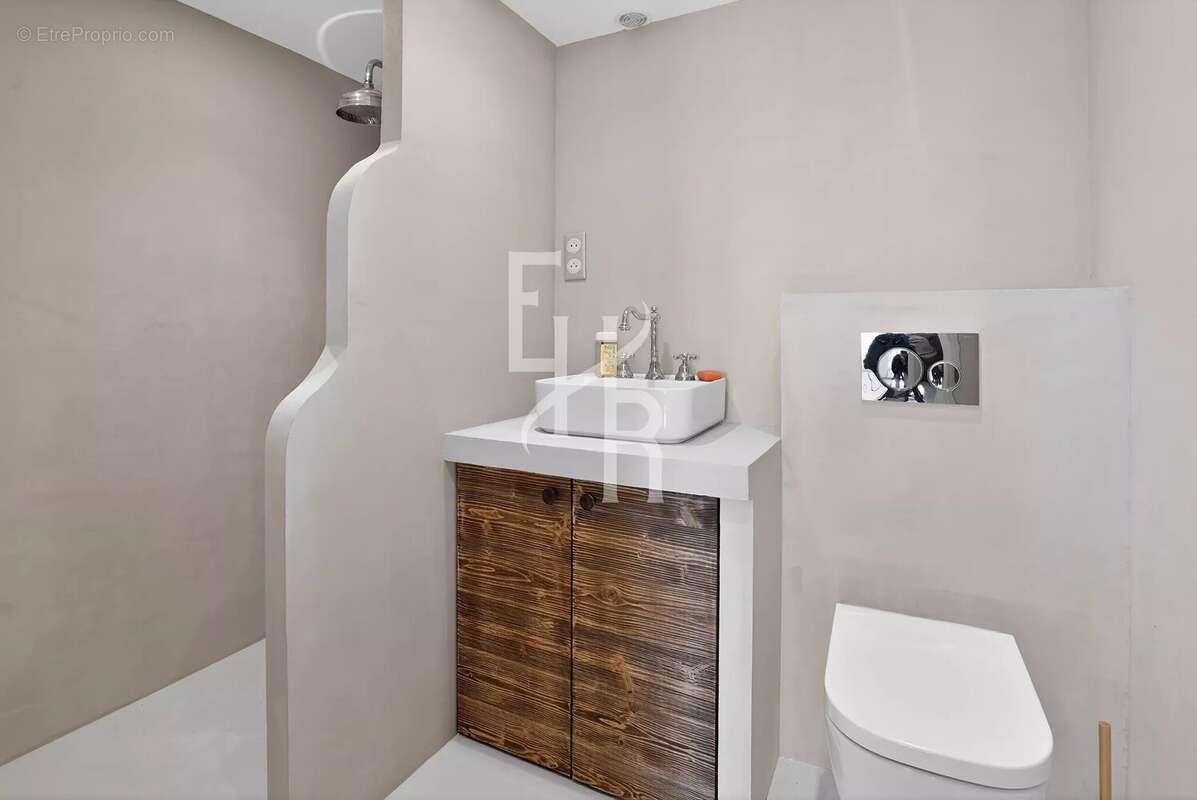 Appartement à MOUGINS