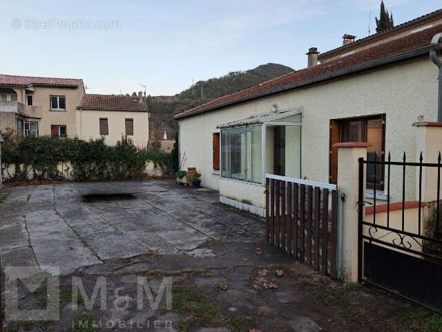 Maison à QUILLAN