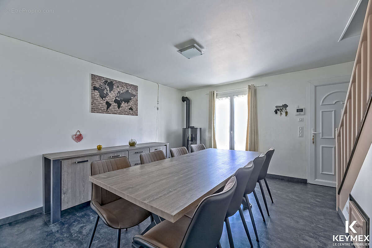 Maison à GOUSSAINVILLE