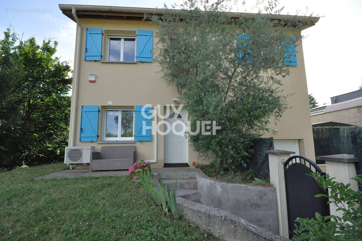 Maison à FRANCHEVILLE