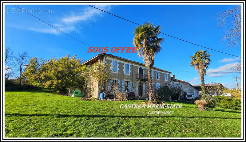 Maison à VIC-FEZENSAC