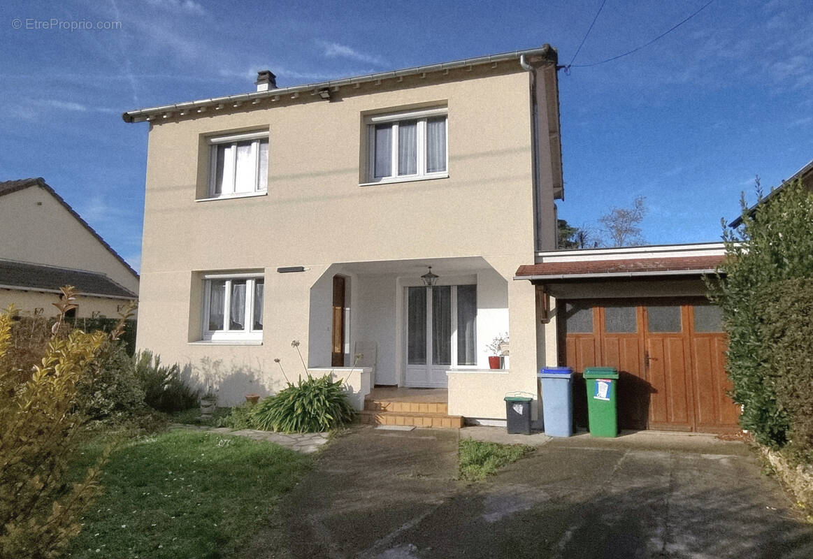 Maison à TREMBLAY-EN-FRANCE