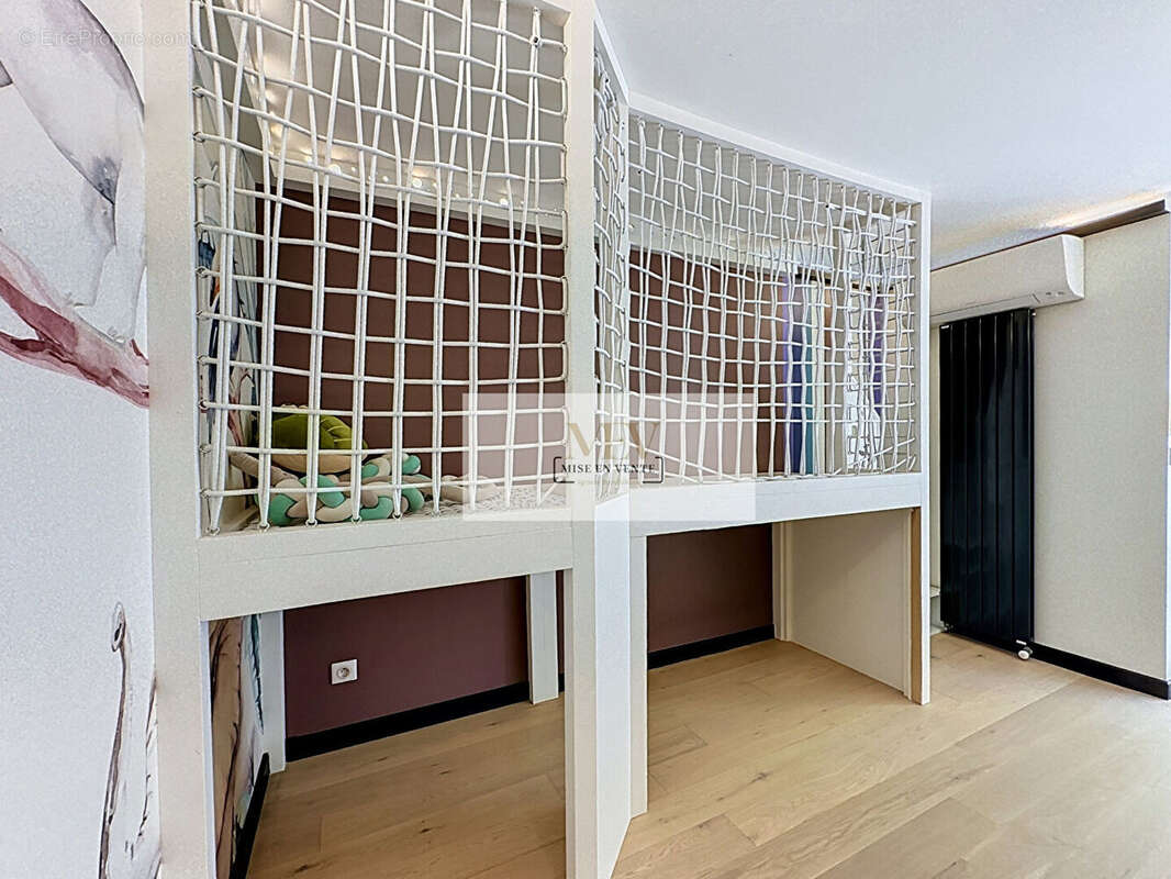 Maison de charme rénovée et agrandie 120 m² - prestations haut de gamme - terrain 293 m² - photo 11