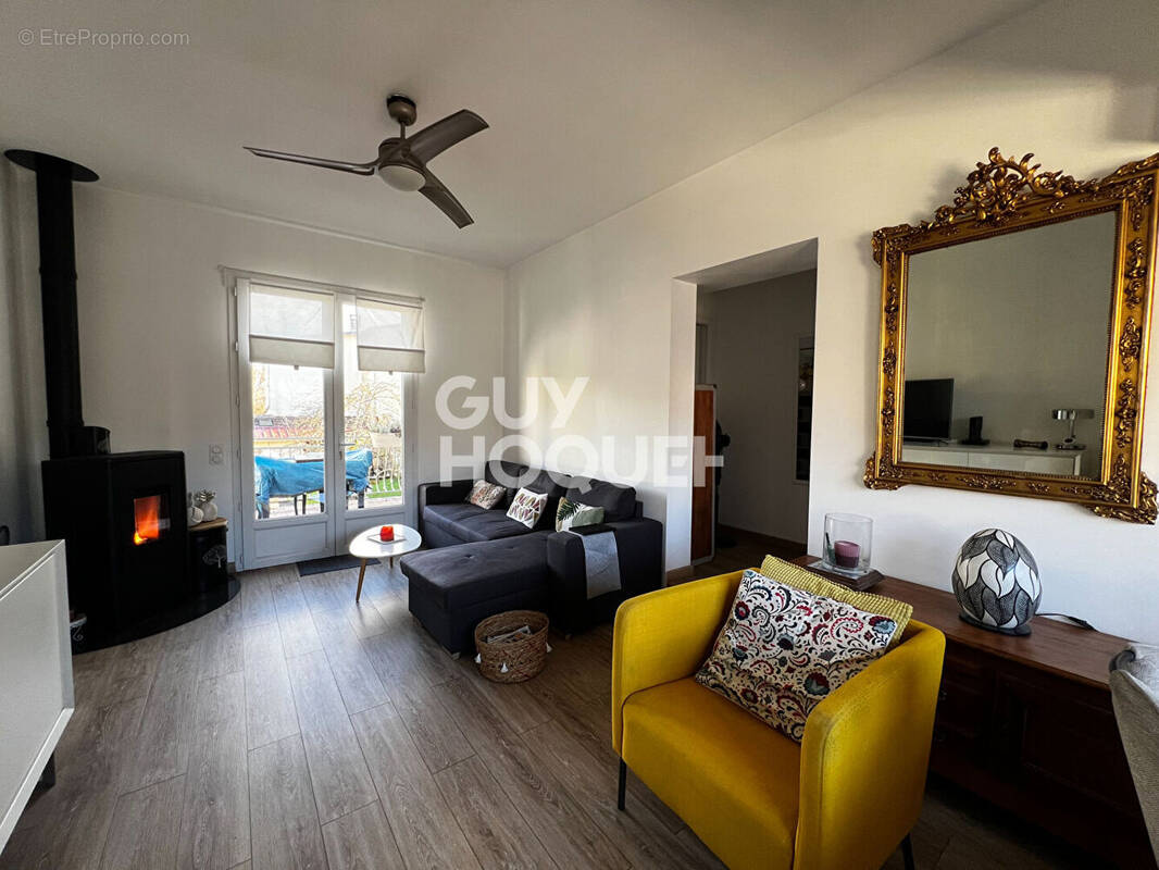 Maison à CHAMPS-SUR-MARNE