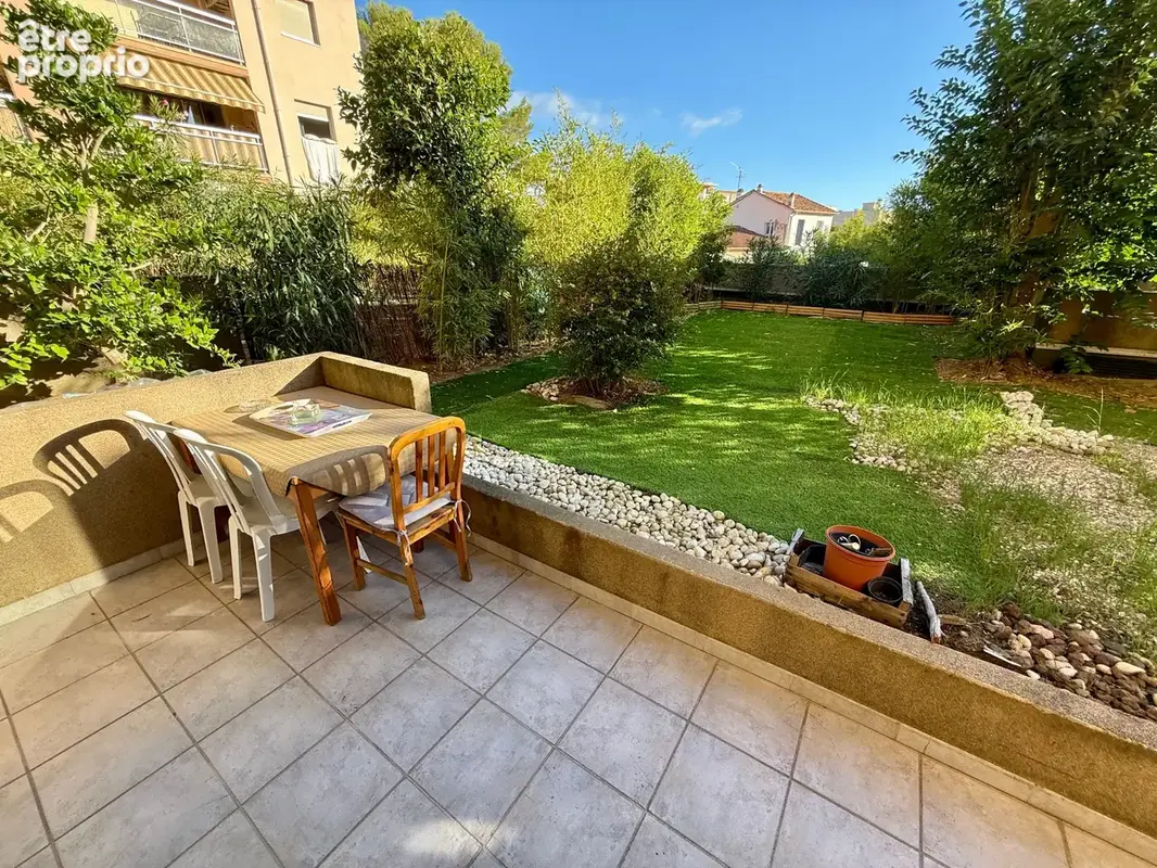 Cavalaire-sur-Mer  Le Privilège d’un Jardin en Cœur de Ville - photo 3