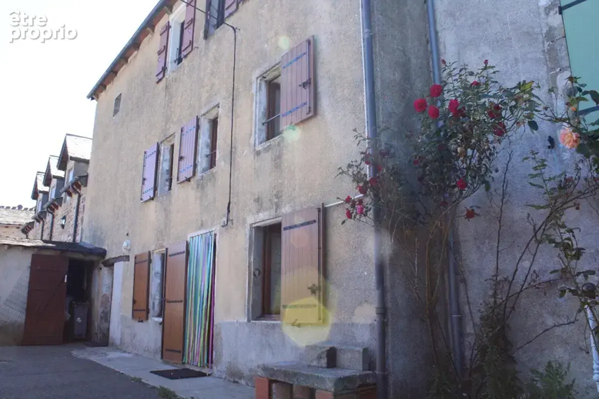 Exclusivité  sur Chasseradès Maison 6 chambres et terrasse - photo 11