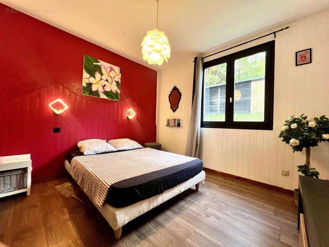 Maison à SAINT-LAURENT-DES-VIGNES