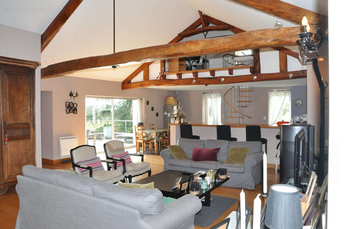 Maison à MONFLANQUIN