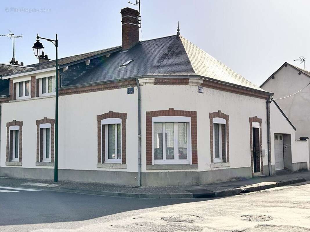 Maison à ARGENT-SUR-SAULDRE