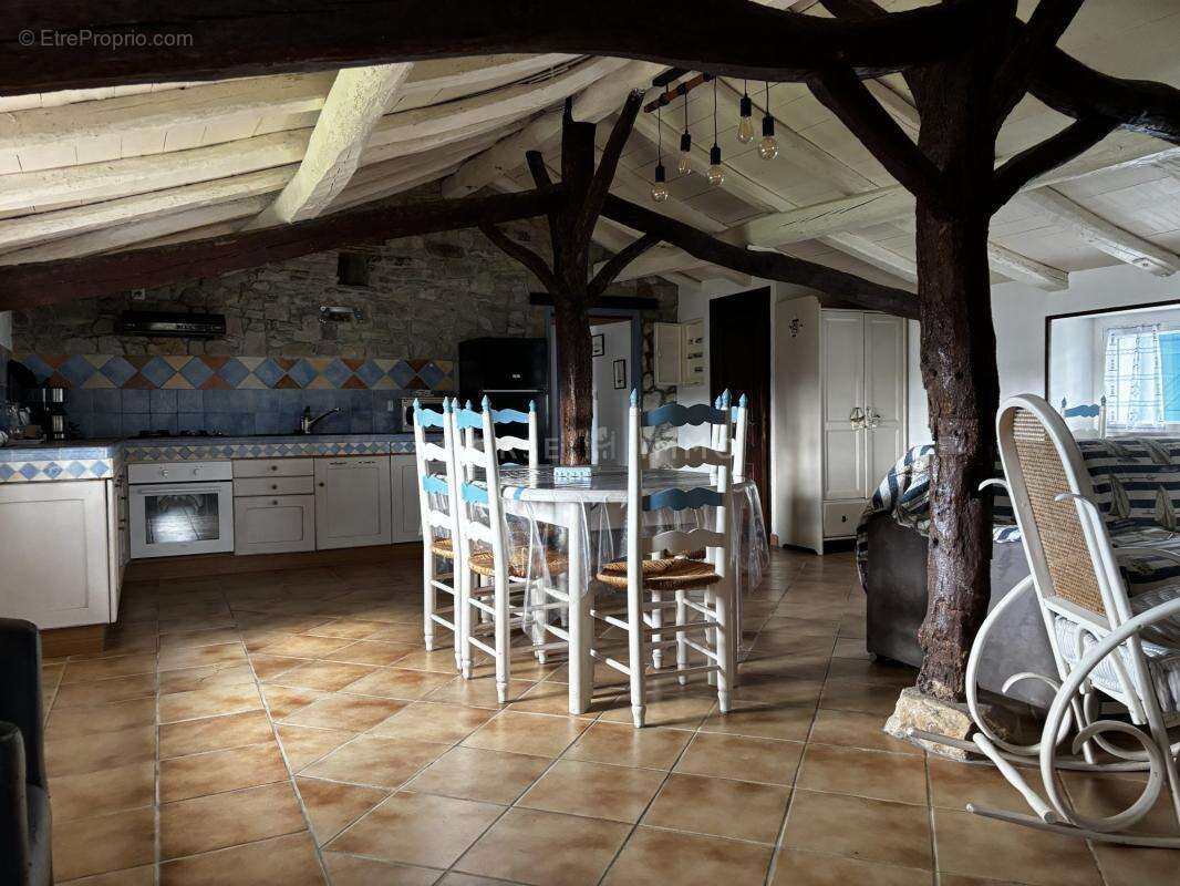 Maison à BOUIN