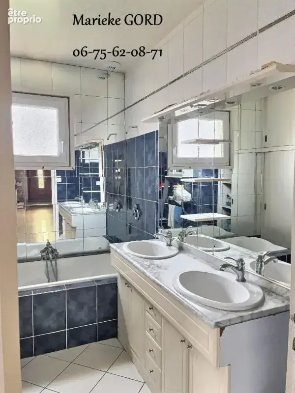 Unieux 42240 maison individuelle des années 70 sur sous sol complet 131m² habitables 4 chambres 3 garages 1 piscine sur 1190m² d - photo 12