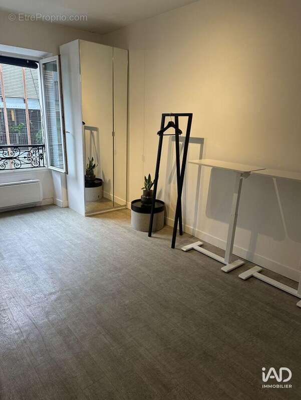 Photo 8 - Appartement à PARIS-10E