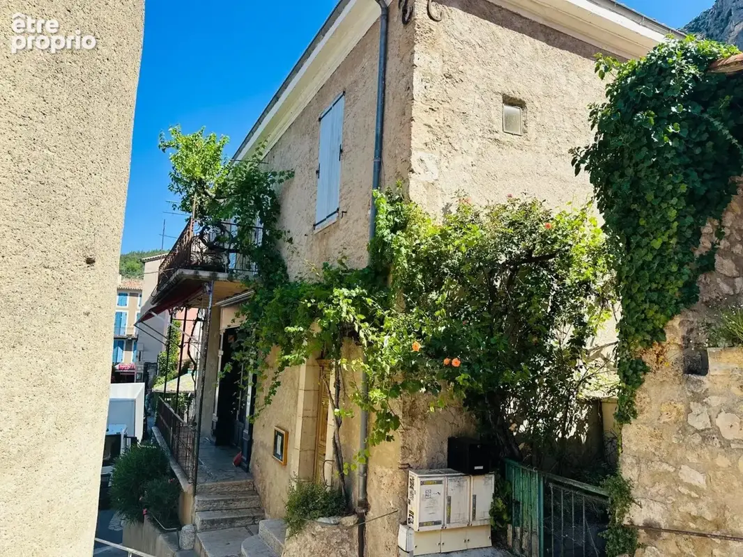 Photo 1 - Commerce à MOUSTIERS-SAINTE-MARIE