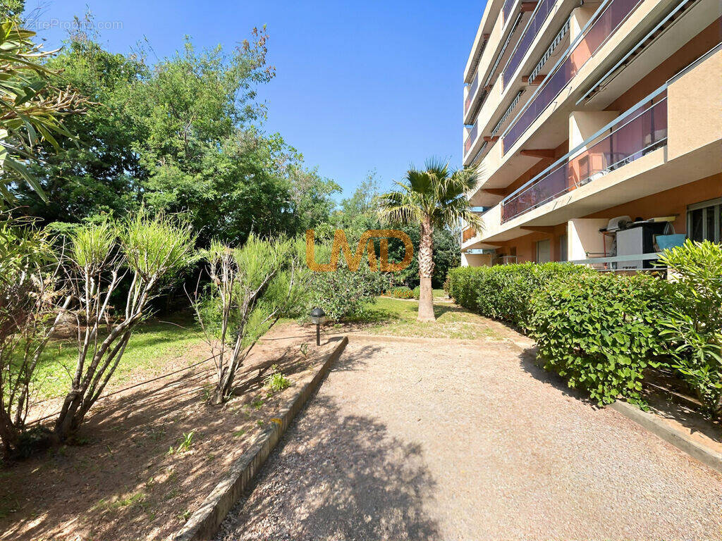Appartement à FREJUS