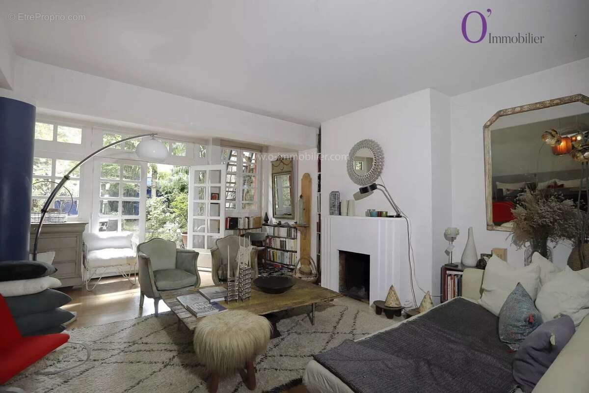 Maison à LES LILAS