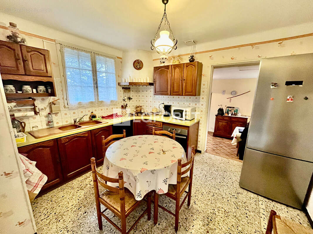 Maison à L&#039;ISLE-SUR-LA-SORGUE